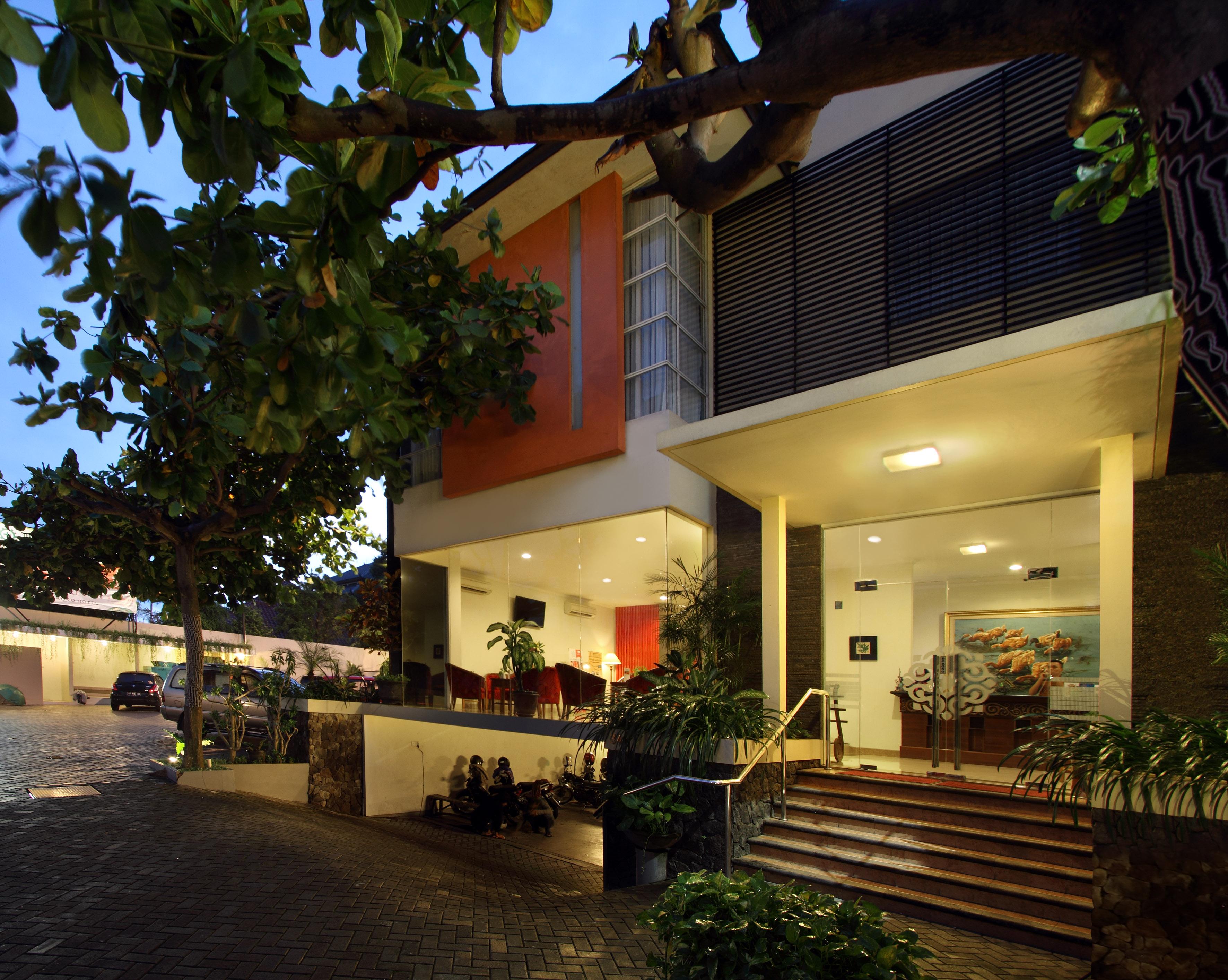 Emersia Malioboro Hotel Yogyakarta Exterior photo